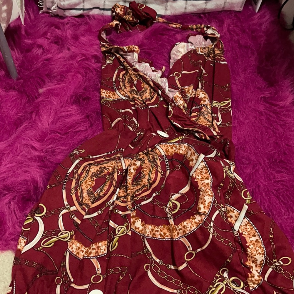 DRESS